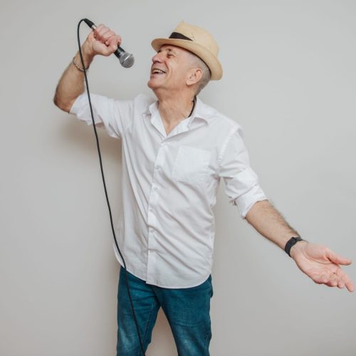 Dr. Rosalvo Amaral: o dentista em Curitiba que também é cantor! 